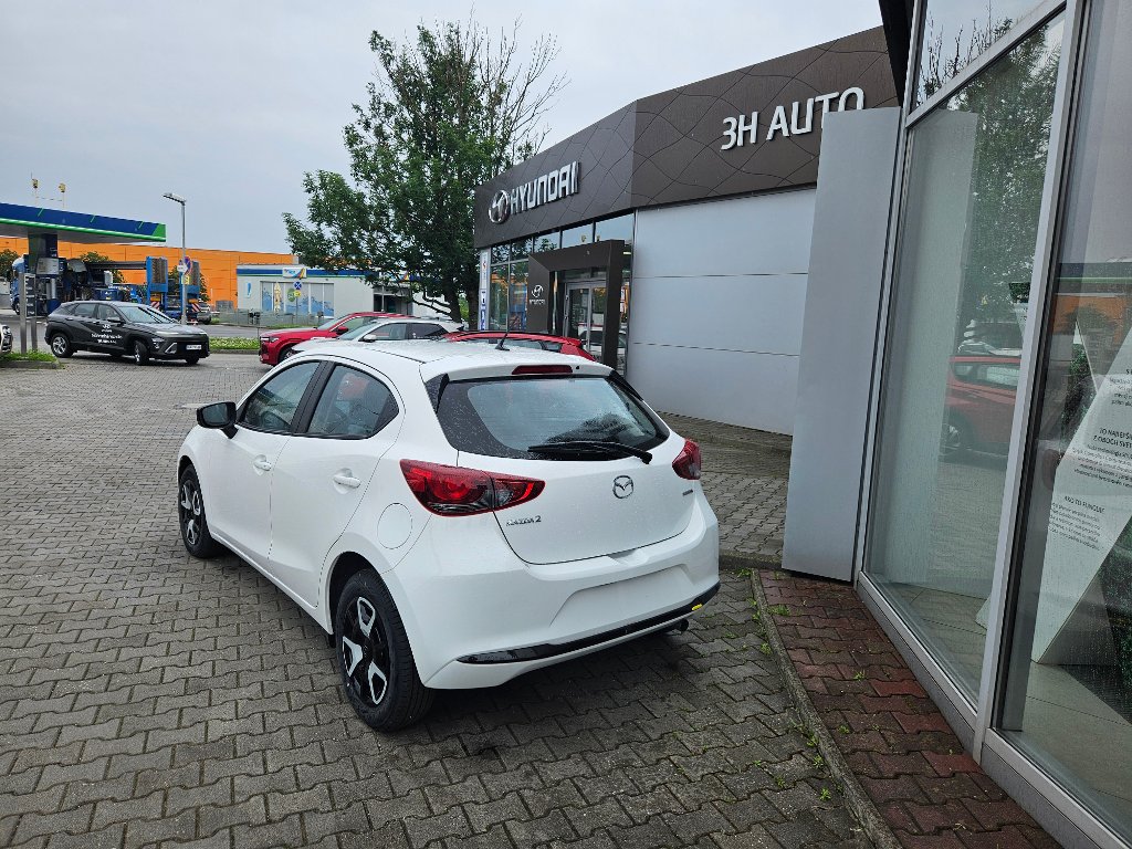 Mazda 2