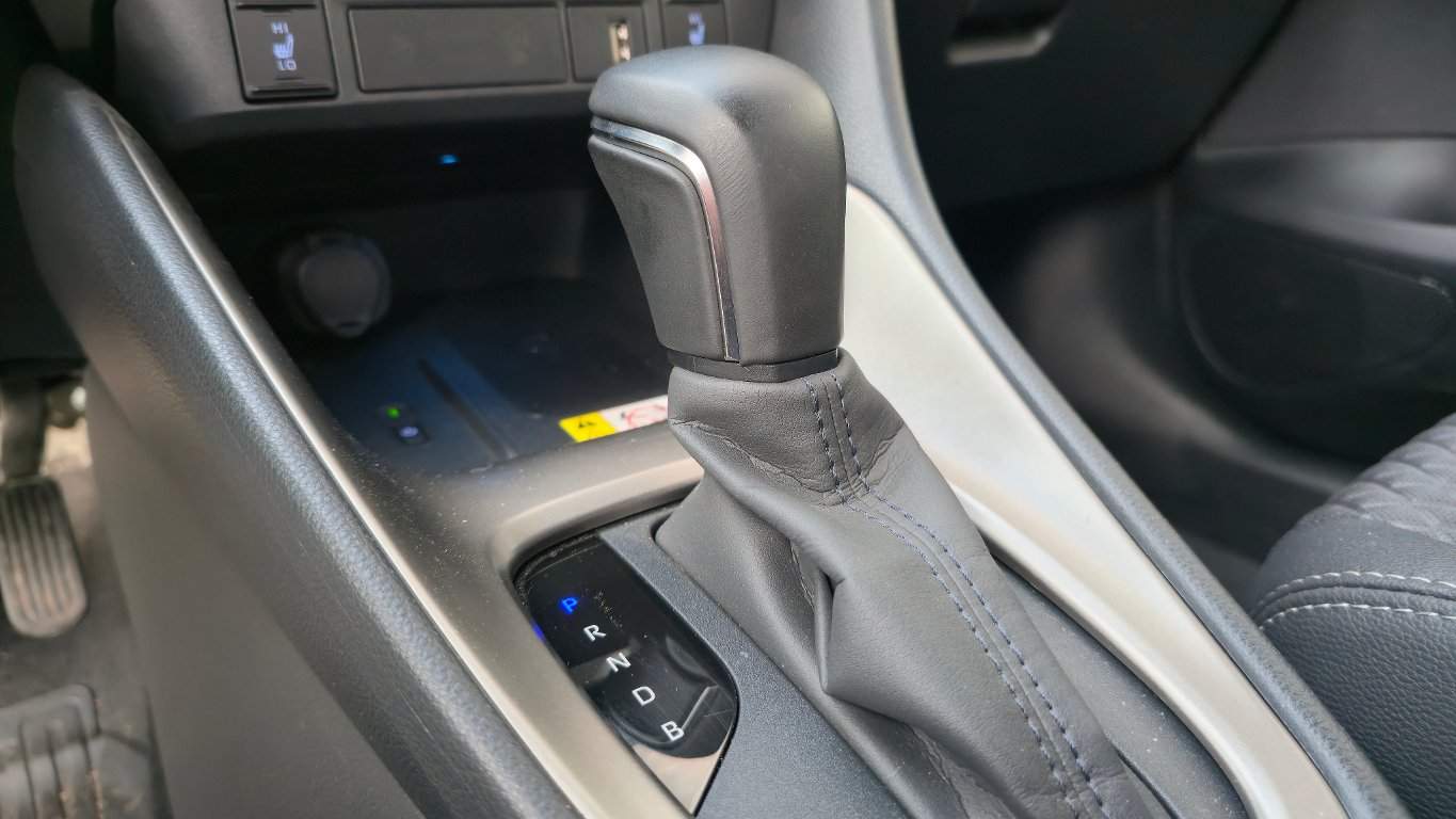 Mazda 2 Hybrid