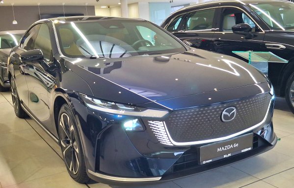 Mazda 6e