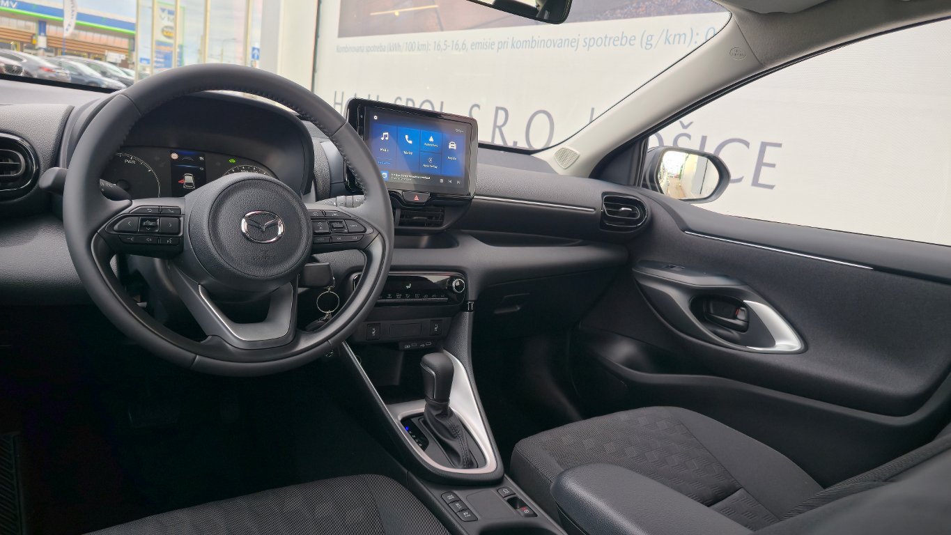 Mazda 2 Hybrid