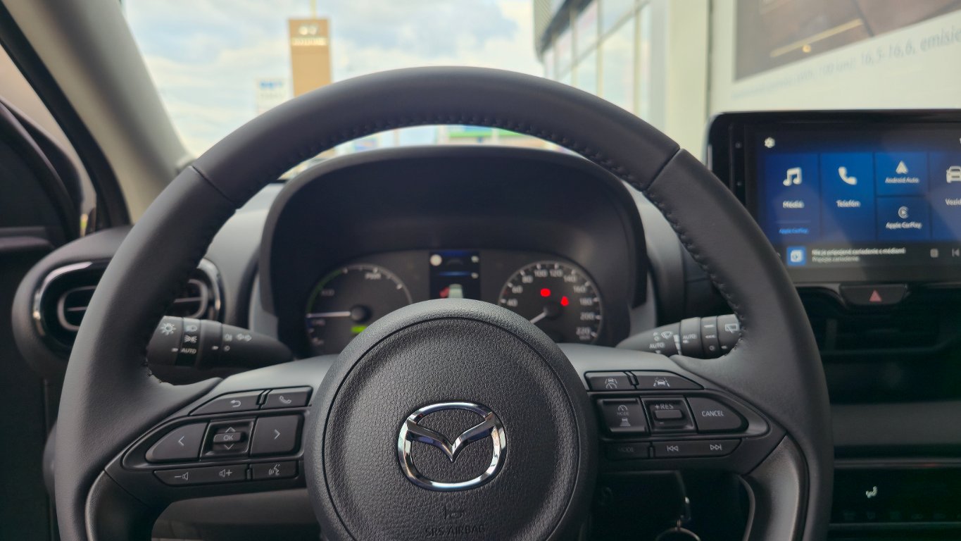Mazda 2 Hybrid